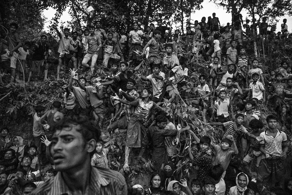 Høsten 2017 rømte mer enn 700 000 rohingyaer til Myanmars naboland. Flyktningene som ankom Bangladesh rapporterte om nedbrente landsbyer, voldtekt og drap, og det er anslått at nær 7000 ble drept i løpet av en måned. Mange av flyktningene bor nå i den enorme Kutapalong-leiren i Bangladesh´grenseområder til Myanmar. Foto: Kevin Frayer / Getty