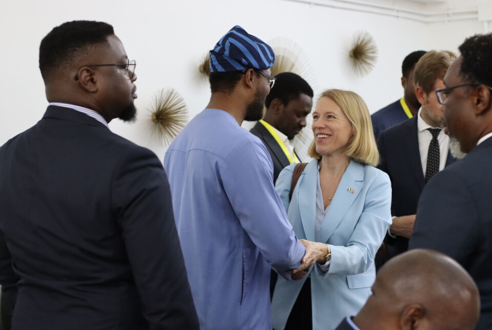 Da tidligere utenriksminister Anniken Huitfeldt besøkte Lagos, Nigeria, i april i fjor, åpnet hun energikonferansen Lagos-Norway Energy Exchange. Her med kommissæren for energi i Lagos, Olalere Odusote.